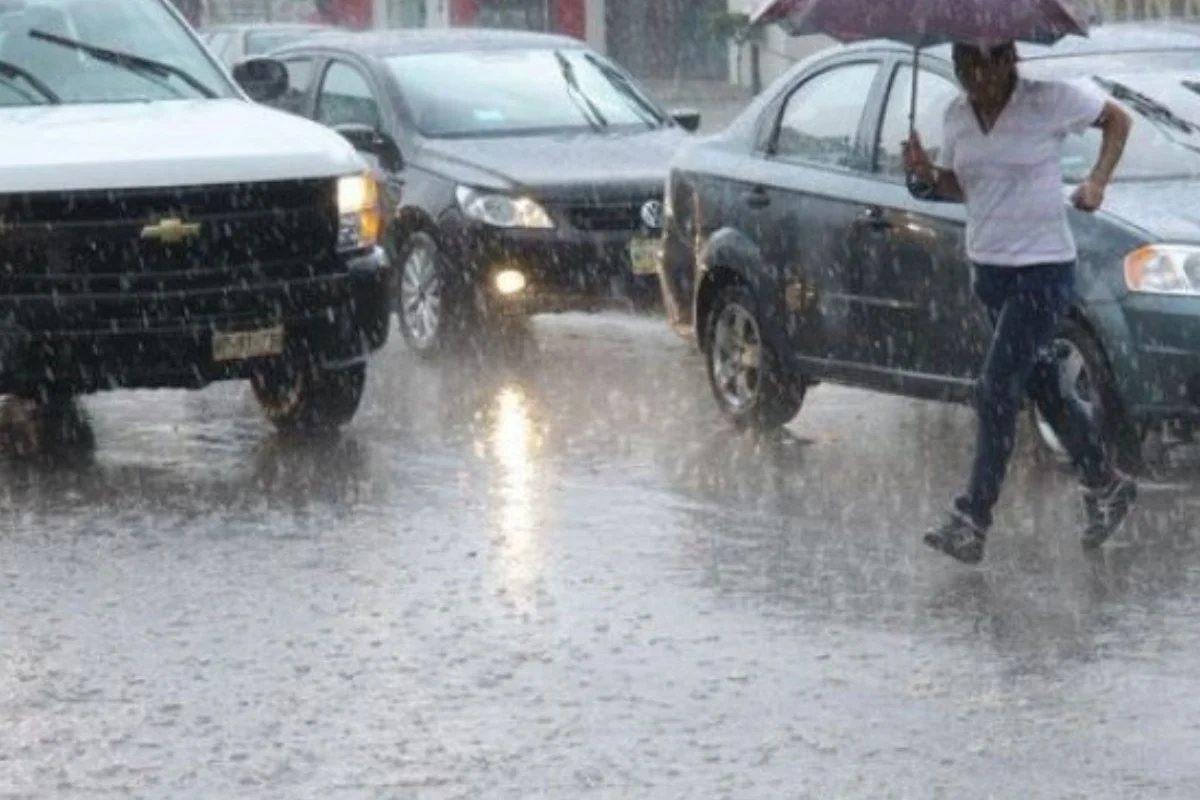 COE mantiene alertas en 17 provincias por lluvias asociadas a vaguada