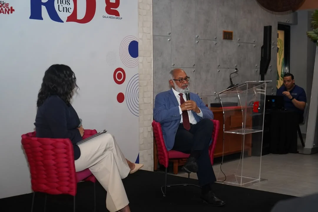 Persio Maldonado advierte que la confusión informativa supera a la desinformación en la era digital