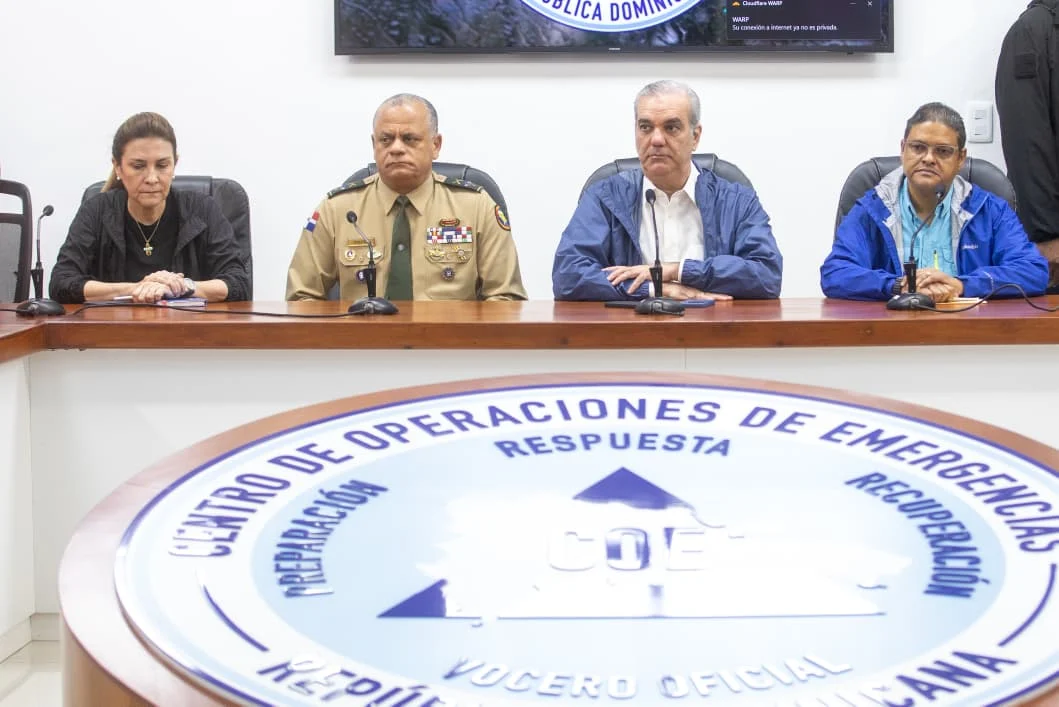 Abinader dispone una serie de medidas para acudir en auxilio de familias afectadas por fuertes lluvias