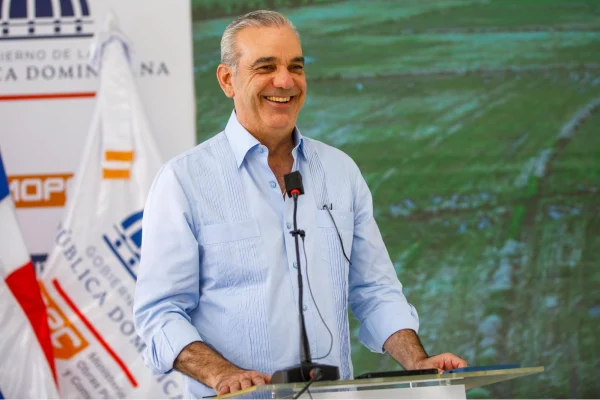 Abinader entrega Circuito Vial Bajo Yuna y transforma la vida de más de 30 mil personas en el Nordeste