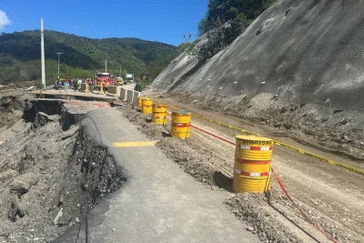 Cierre total temporal en carretera Ocoa para construcción de paso provisional