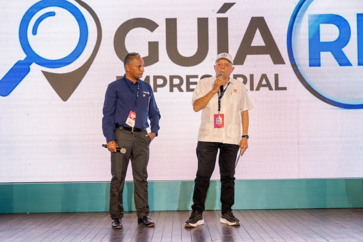 Franklin De La Cruz presenta Guía Empresarial RD durante DATE 2026 y destaca su impacto en el ecosistema empresarial