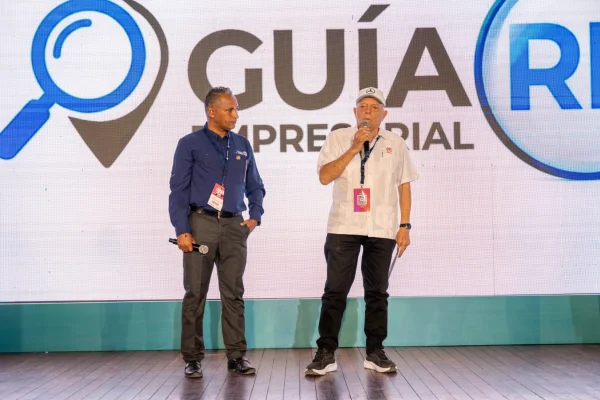 Franklin De La Cruz presenta Guía Empresarial RD durante DATE 2026 y destaca su impacto en el ecosistema empresarial