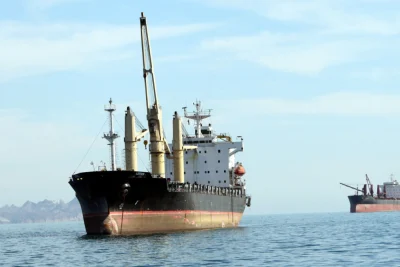 Estados Unidos intercepta y aborda un buque cisterna vinculado a Irán en el Indopacífico