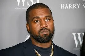 Prohíben entrada al Reino Unido de Kanye West