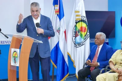 Miguel Vargas: Abinader ha endeudado al país tres veces más que todos los gobiernos desde Trujillo