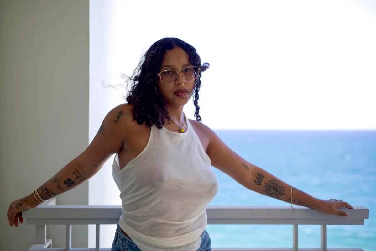 Tokischa lanza su primer álbum «Amor y Droga»