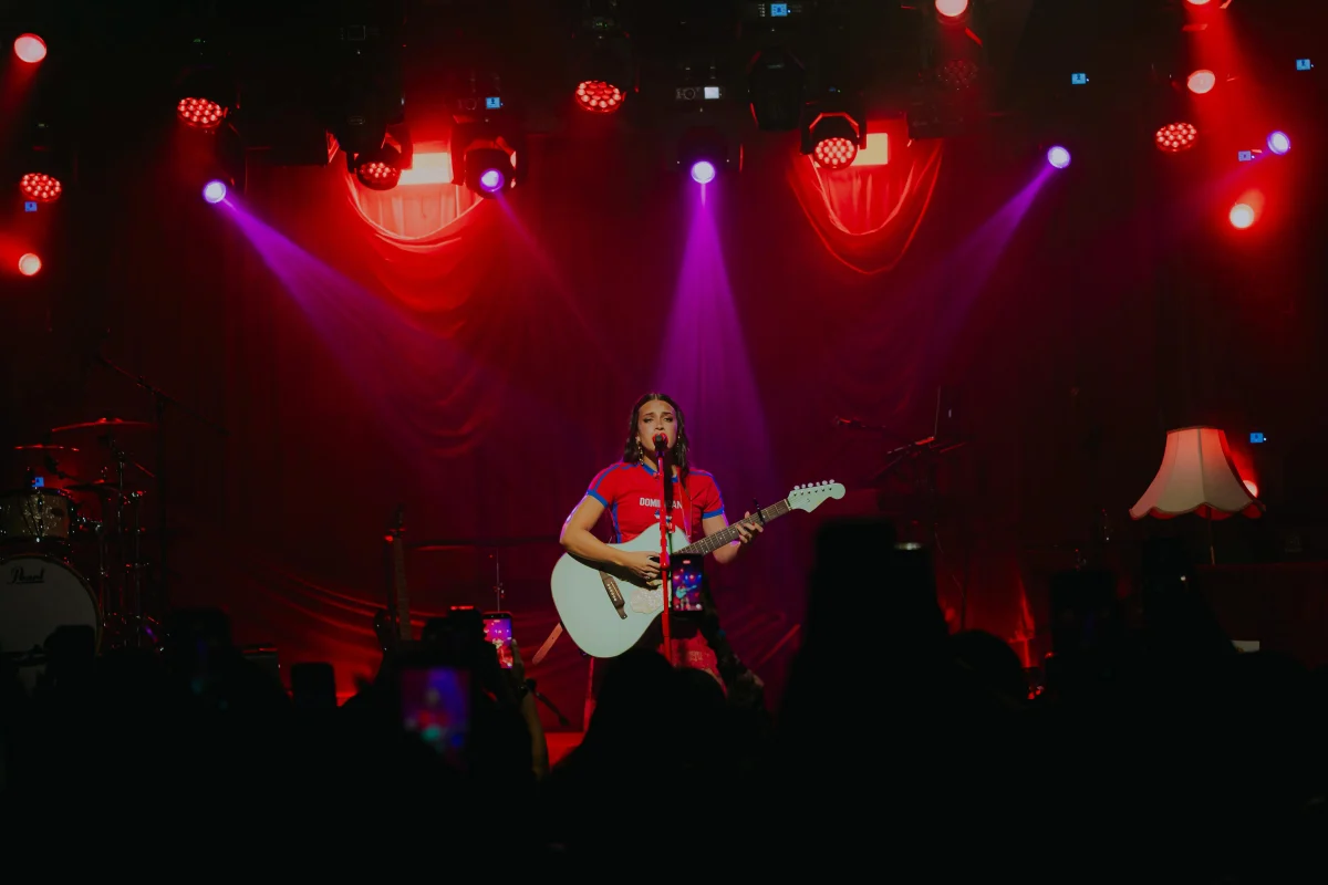 Zhamira conquistó el corazón dominicano en primer concierto en el país
