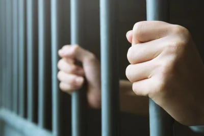 Condenan a 15 años de cárcel a hombre que participó en una violación grupal a una menor