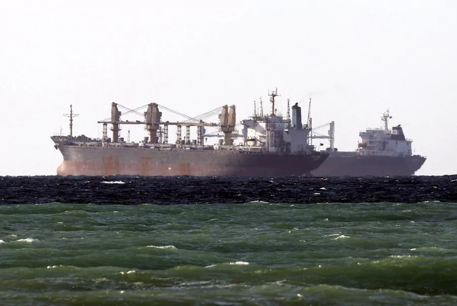 Irán facilita el paso a 182 buques por Ormuz en seis días
