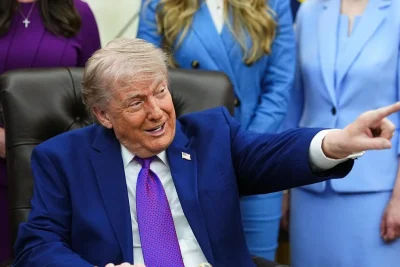 Trump dice que va a liberar «a todos» los presos políticos en Venezuela