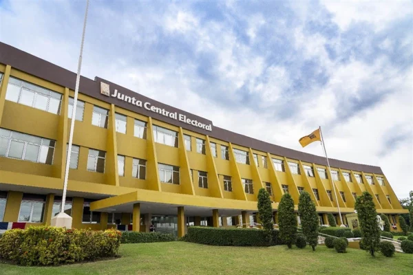 JCE advierte reducción presupuestaria afectaría operatividad de los partidos políticos