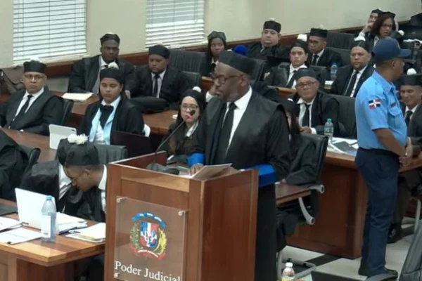 Wilson Camacho cuestiona que a unas víctimas se les permita exponer y a otras no