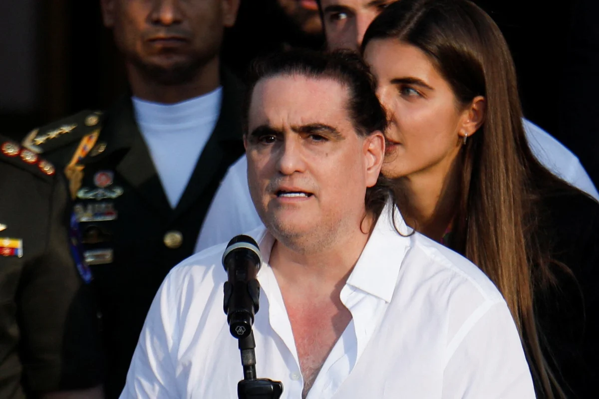 Acusan a Alex Saab de lavado de dinero en una corte de Miami tras su deportación