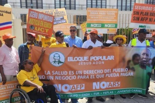 Frente Amplio y organizaciones populares protestan contra «el negocio» de la Seguridad Social