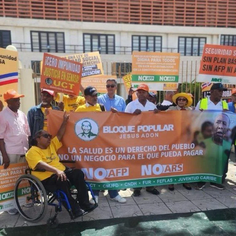 Frente Amplio y organizaciones populares protestan contra «el negocio» de la Seguridad Social