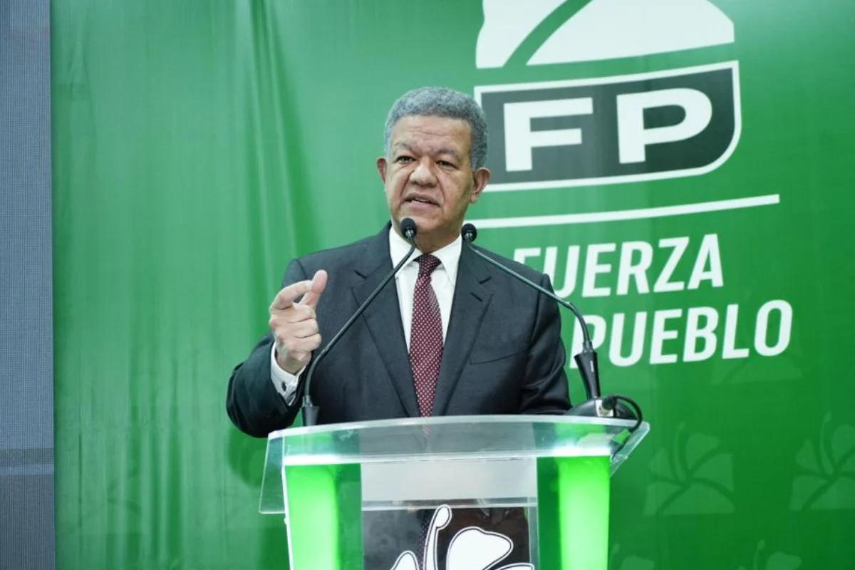 Leonel suma a exdirigentes del PLD y PRM en acto en Barahona
