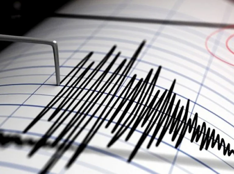 Un sismo de magnitud 5 sacude la región noroccidental china de Xinjiang