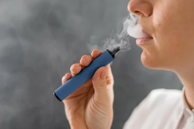 Sociedad de Neumología: vapeo se disfraza con mercadeo para atraer a jóvenes y niños