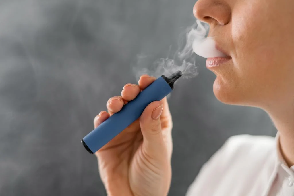 Sociedad de Neumología: vapeo se disfraza con mercadeo para atraer a jóvenes y niños