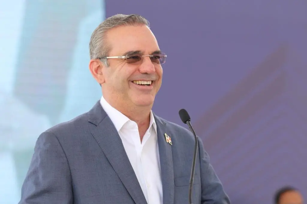 Abinader en el Día del Trabajador: “Cada empleo creado es un acto de justicia”