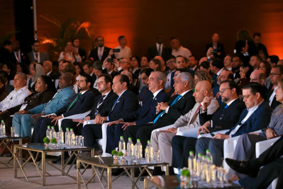 RD y Organización Mundial de Zonas Francas firman acuerdo para impulsar inversiones y fortalecer el comercio internacional