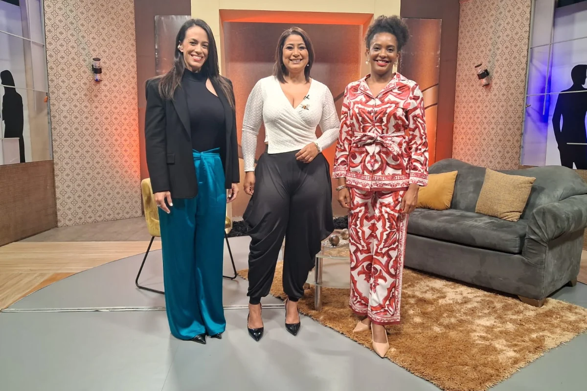 Milian Reyes con su congreso Músicapress y  la escenógrafa dominicana Ángela Berna llegan a Fiestas y Personalidades