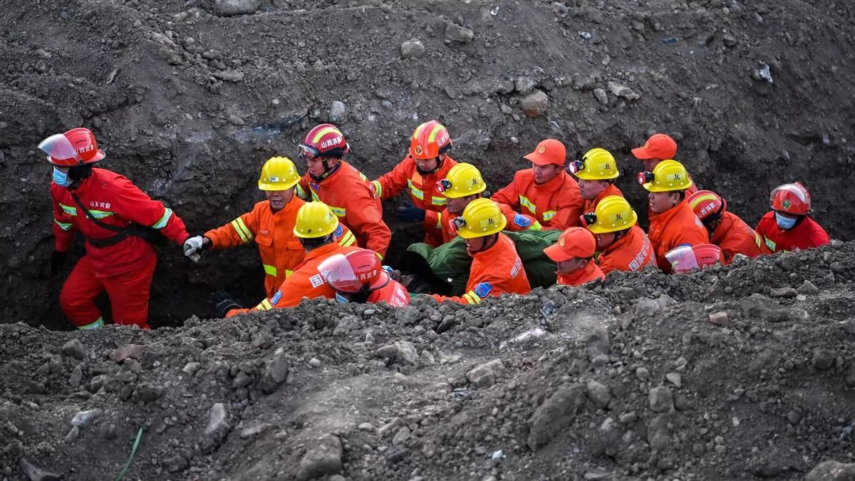 Al menos 90 muertos en una explosión minera en China mientras continúan tareas de rescate