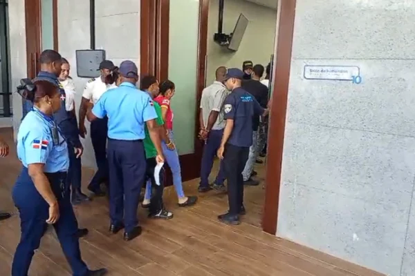 Aplazan coerción contra la urbana “Masha” y otros dos imputados por porte ilegal de armas