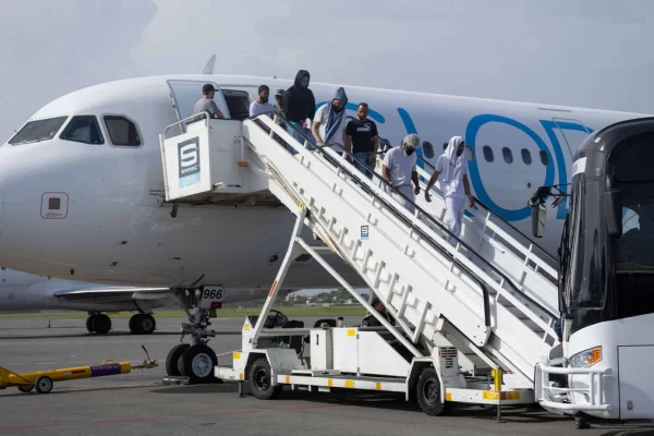 RD acogerá de forma temporal a deportados de EEUU que no sean haitianos