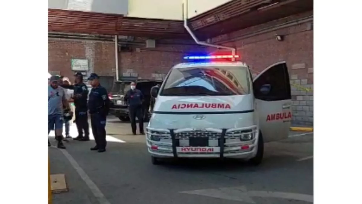 Fallece hombre tras caer del parqueo de Plaza Central