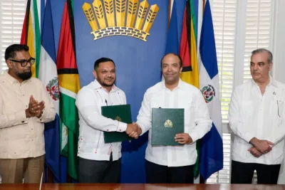 RD y Guyana firman contrato para exploración de bloque petrolero en Guyana