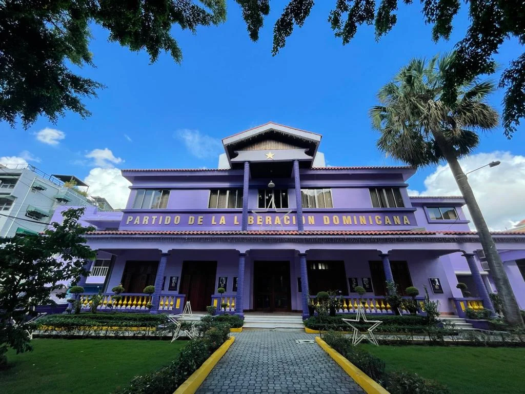 PLD asegura República Dominicana atraviesa una parálisis económica desde 2024