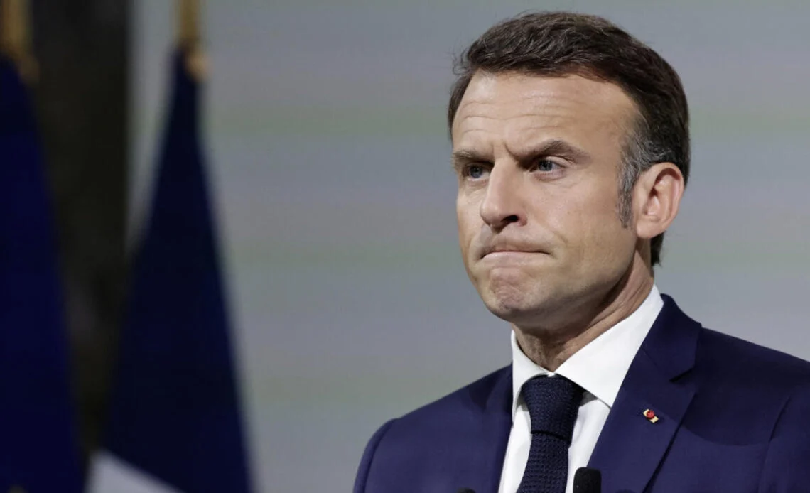 Presidente de Francia desplegó 85 rescatistas para ayudar a Venezuela