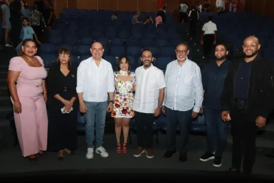 Centro Narciso González celebra muestra “Arte Sin Límite”