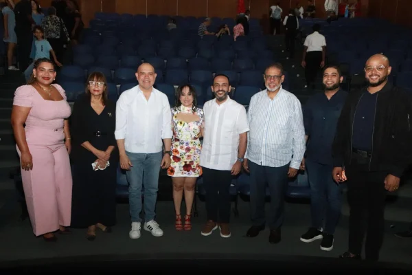 Centro Narciso González celebra muestra “Arte Sin Límite”