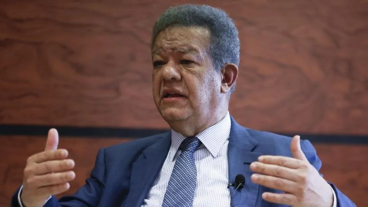 Leonel Fernández solicita reformular el presupuesto y descarta alzas tributarias