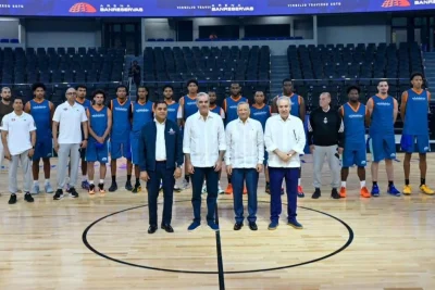 Abinader inaugura la remodelada Arena Banreservas Virgilio Travieso Soto