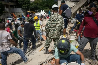 Venezuela ha recibido a más de 1,600 rescatistas para atender a víctimas de los terremotos
