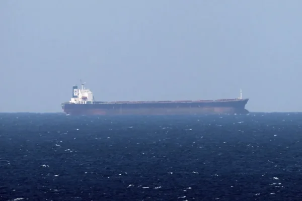 Irán reanuda las exportaciones de petróleo tras dos meses de bloqueo