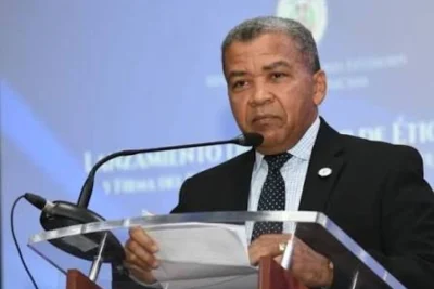 Juan Santiago es electo director de la Escuela de Ciencias Políticas de la UASD con el 88 % de los votos