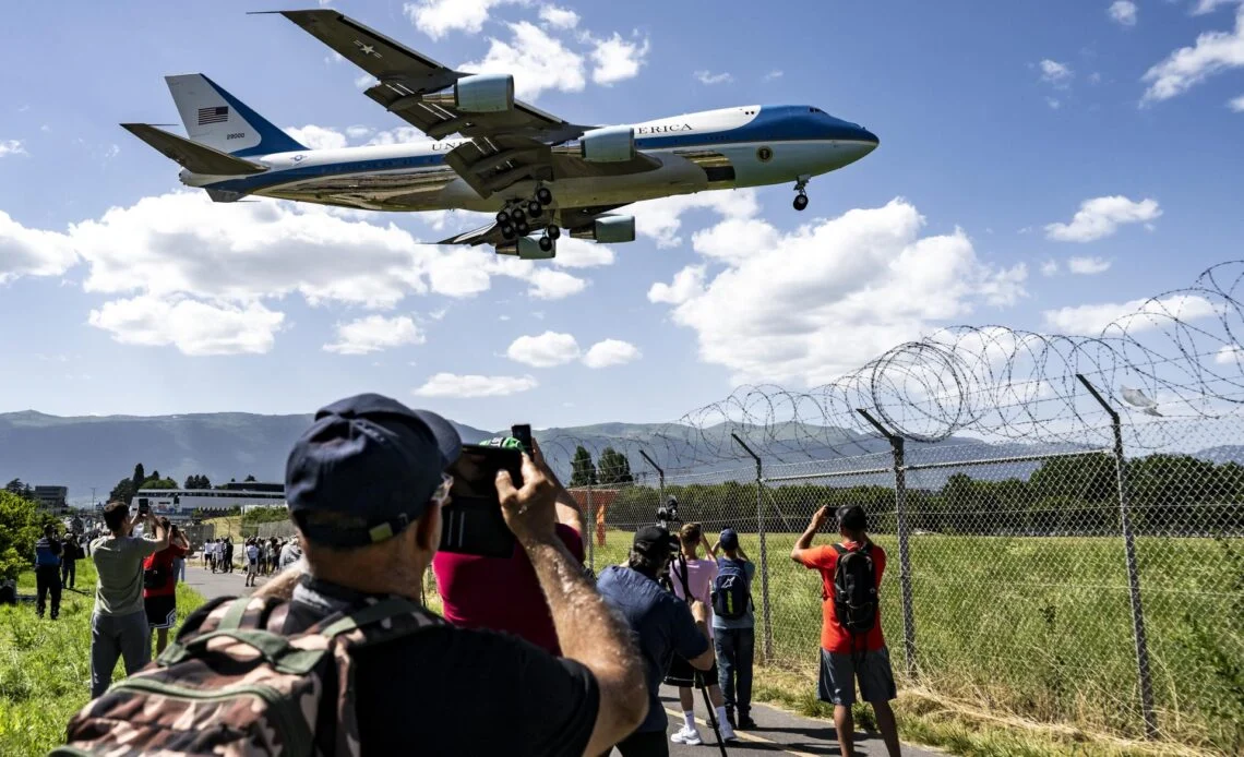 Trump aterriza en Ginebra para participar en el G7 tras el anuncio del pacto con Irán
