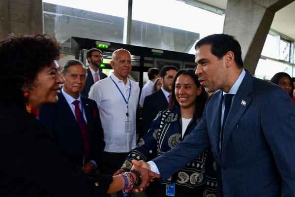 Roberto Ángel encabeza la Semana de América Latina y el Caribe en la UNESCO