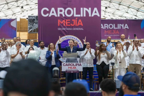 Carolina rinde cuentas ante dirigencia del PRM en San Cristóbal y reafirma su compromiso con la militancia