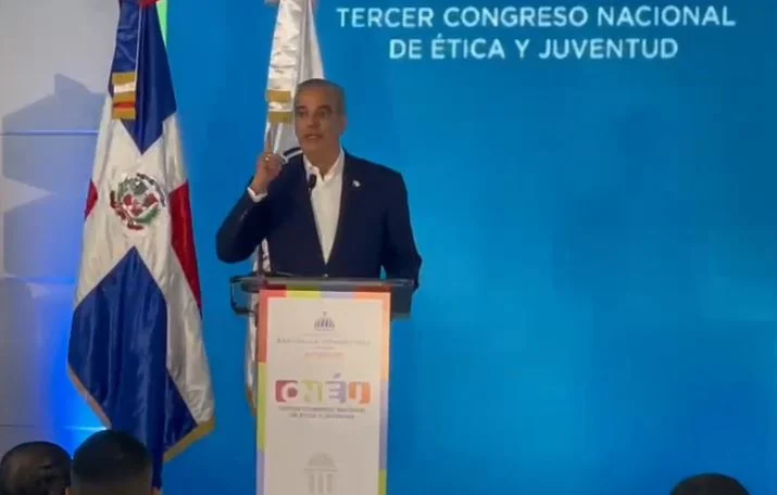 Abinader promete someter a la justicia todo acto de corrupción detectado