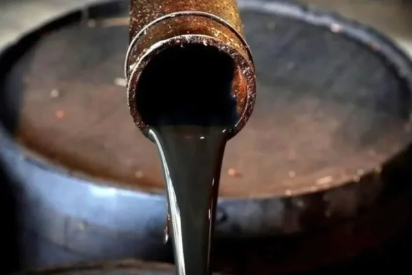 Acuerdo entre EE.UU. e irán impulsa las bolsas y reduce el precio del petróleo un 5%