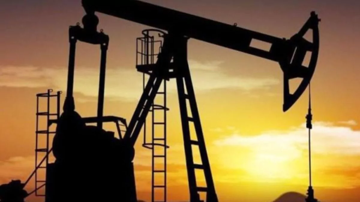El petróleo de Texas abre a la baja y cotiza por debajo de los 70 dólares el barril