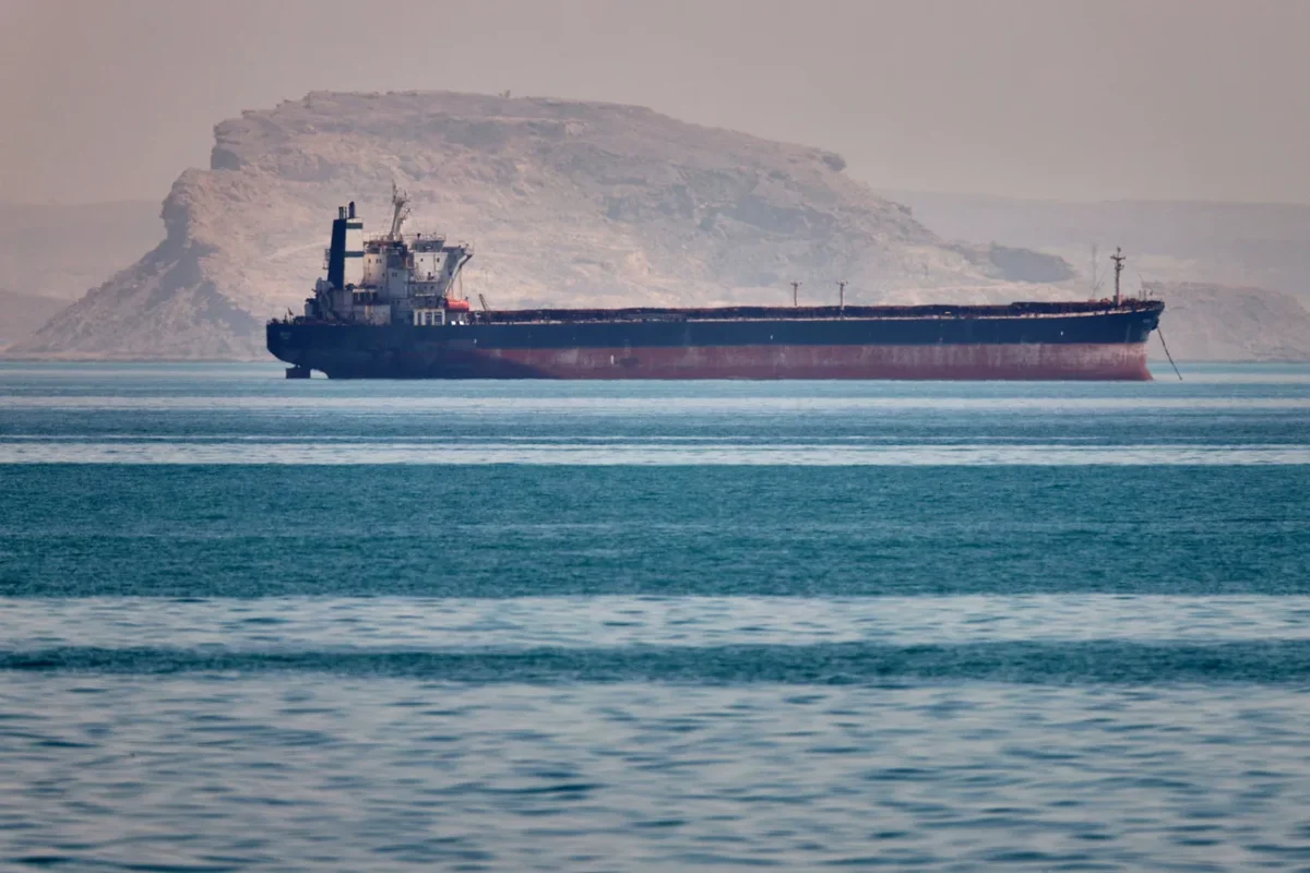 Irán acusa a EE.UU. de incumplir alto el fuego por ataques en Líbano y bloqueo de puertos
