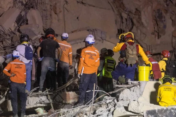 Sube a 589 la cifra de muertos y 2,980 heridos por terremotos en Venezuela