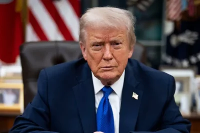 Trump advierte que si Irán se hace con un arma nuclear «sufrirá consecuencias increíbles»